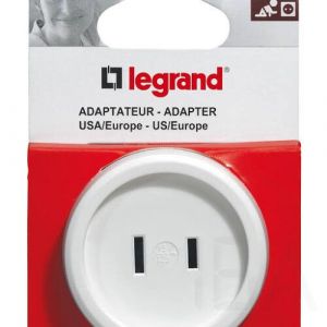 Legrand  Amerikai/magyar átalakító utazó adapter, 050385 Utazó adapter
